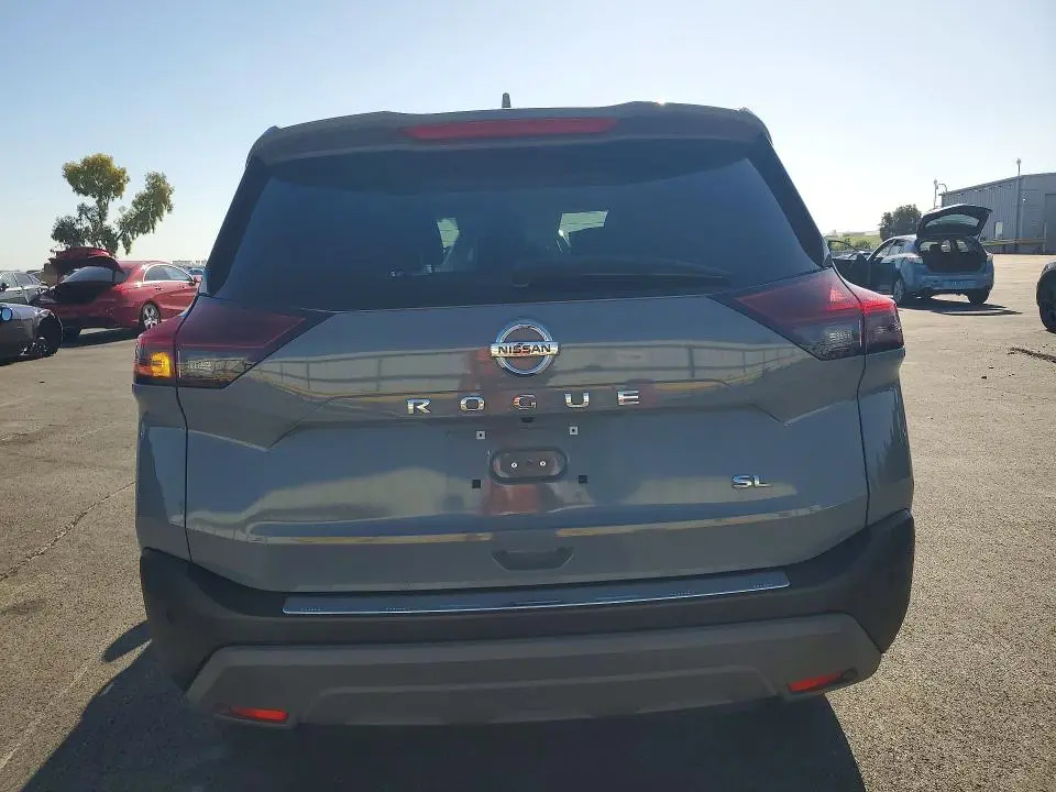 2021 NISSAN ROGUE SL  