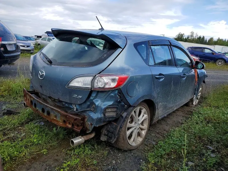 2010 MAZDA 3 S  