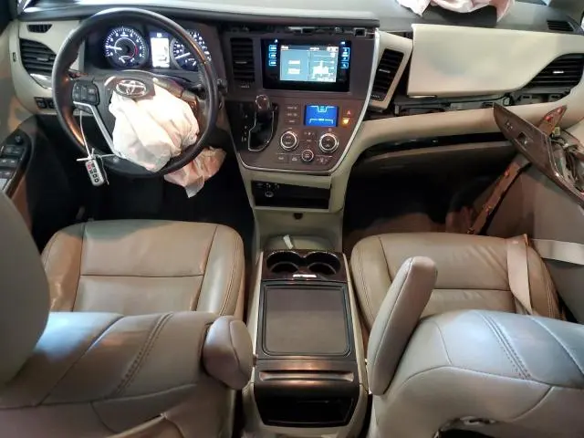 2015 TOYOTA SIENNA XLE  