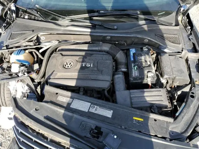 2016 VOLKSWAGEN PASSAT SE