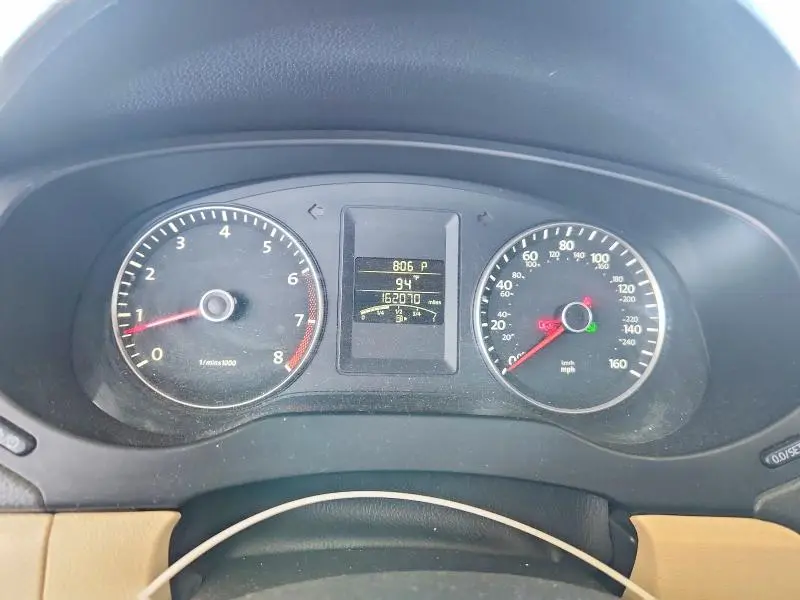 2012 VOLKSWAGEN JETTA SE  