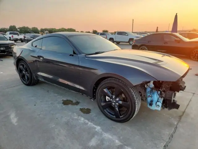 2022 FORD MUSTANG