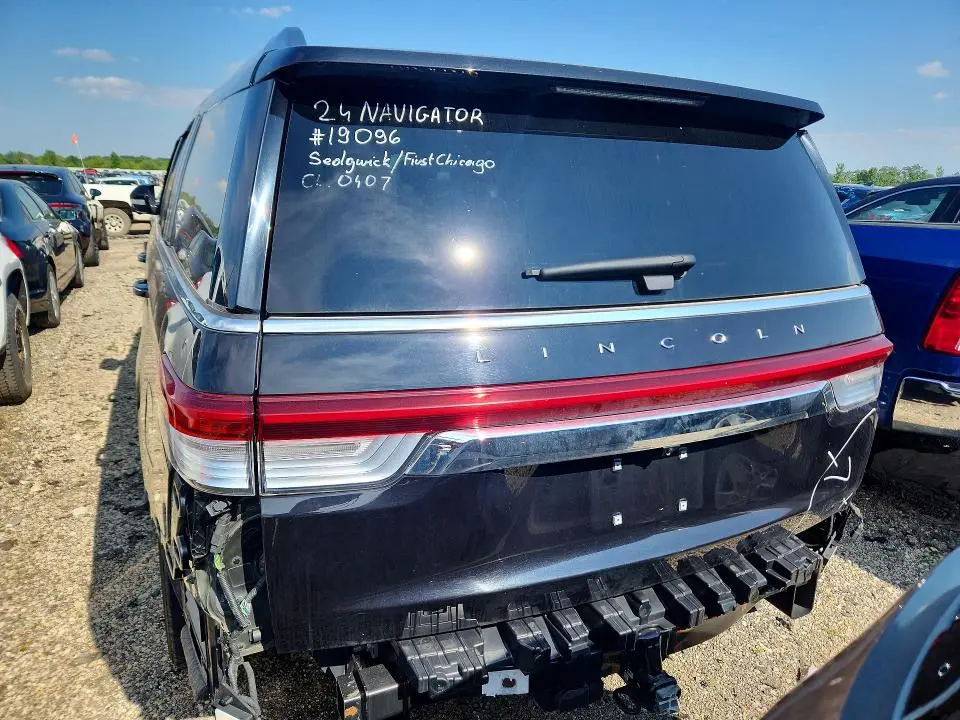 2024 LINCOLN NAVIGATOR L  