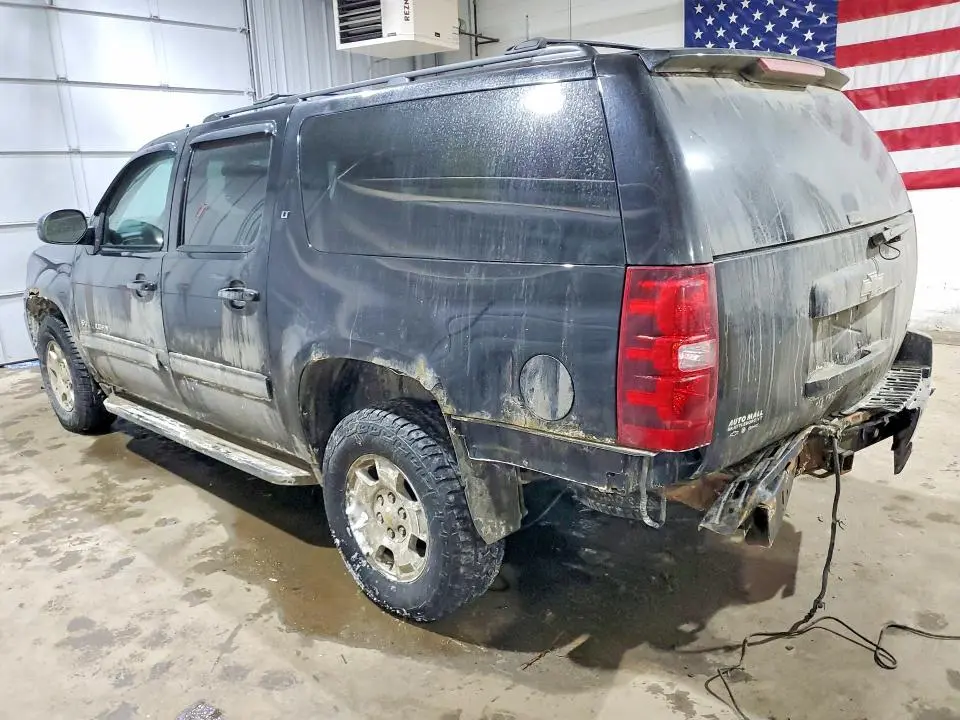 2011 CHEVROLET SUBURBAN K1500 LT  