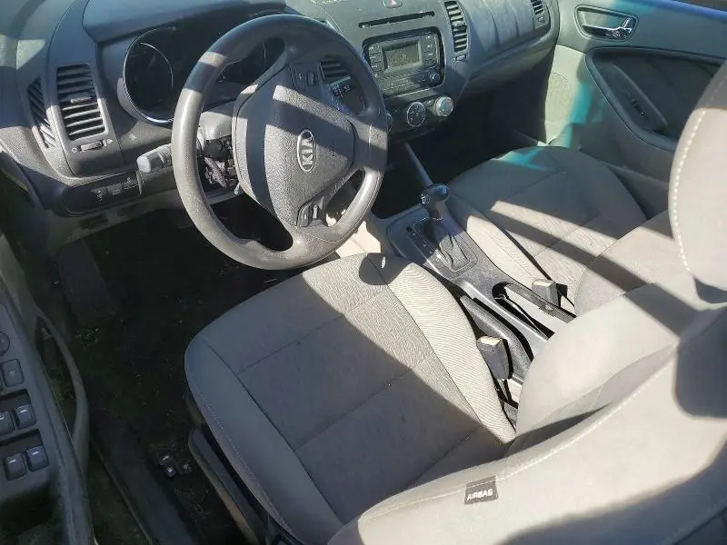 2016 KIA FORTE LX  