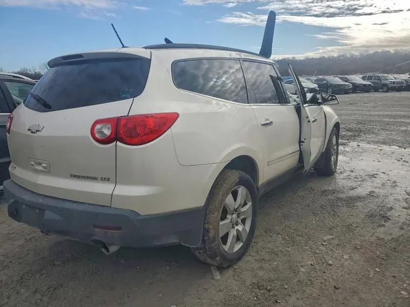 2011 CHEVROLET TRAVERSE LTZ  