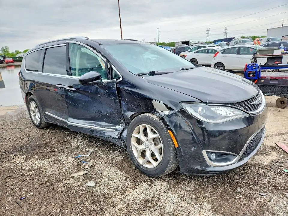 2018 CHRYSLER PACIFICA TOURING L  