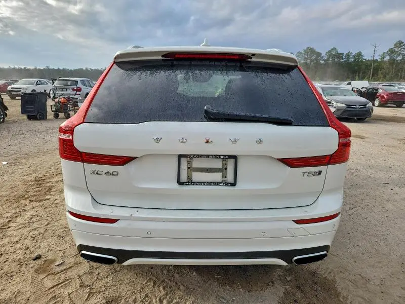 2019 VOLVO XC60 T5 R-DESIGN  