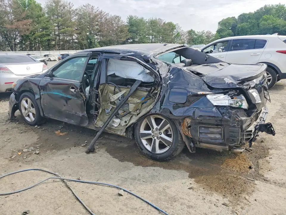 2011 TOYOTA CAMRY SE V6  