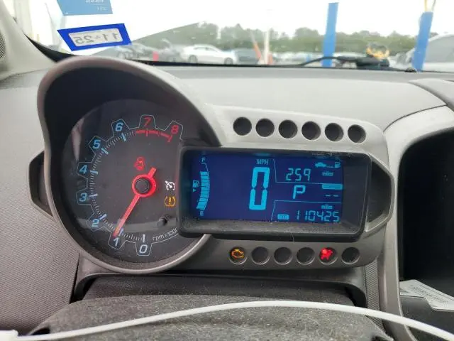 2015 CHEVROLET SONIC LT  