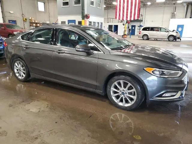 2017 FORD FUSION SE  