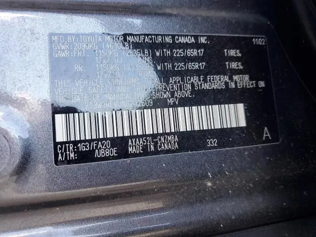 2022 TOYOTA RAV4 XLE  