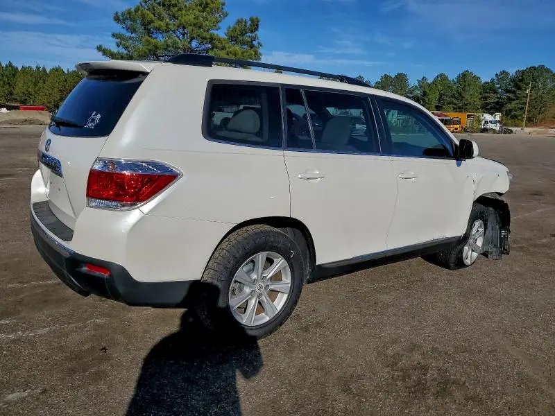 2013 TOYOTA HIGHLANDER BASE  