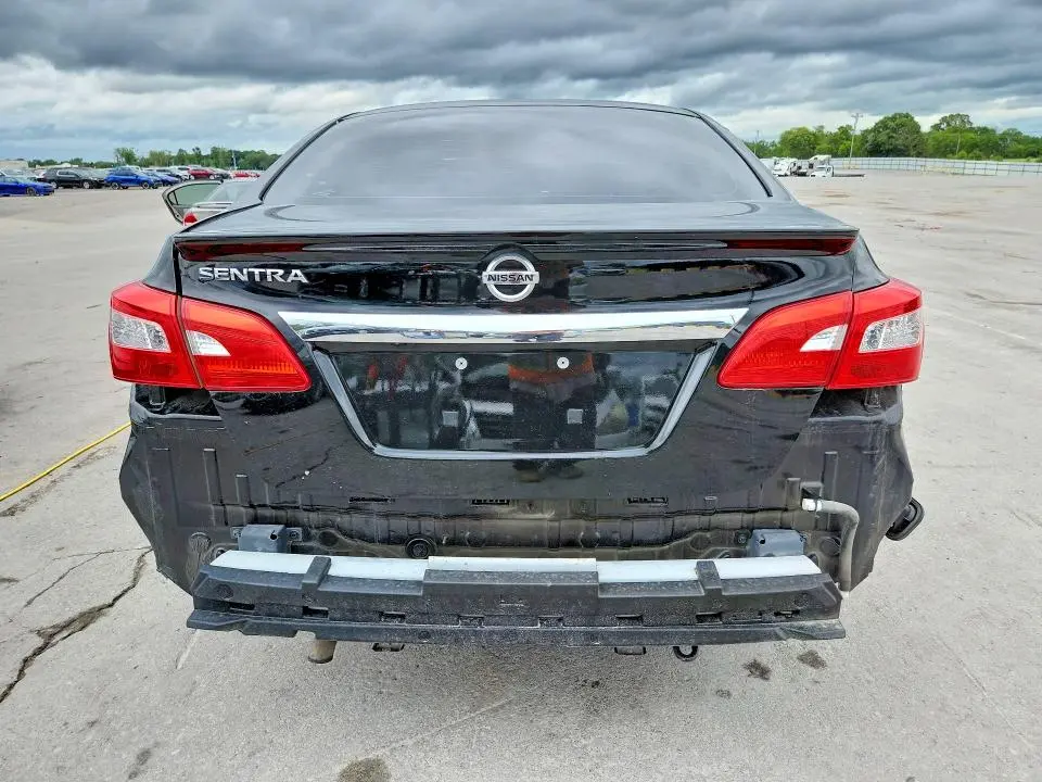 2018 NISSAN SENTRA S  