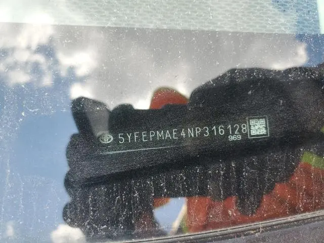 2022 TOYOTA COROLLA LE