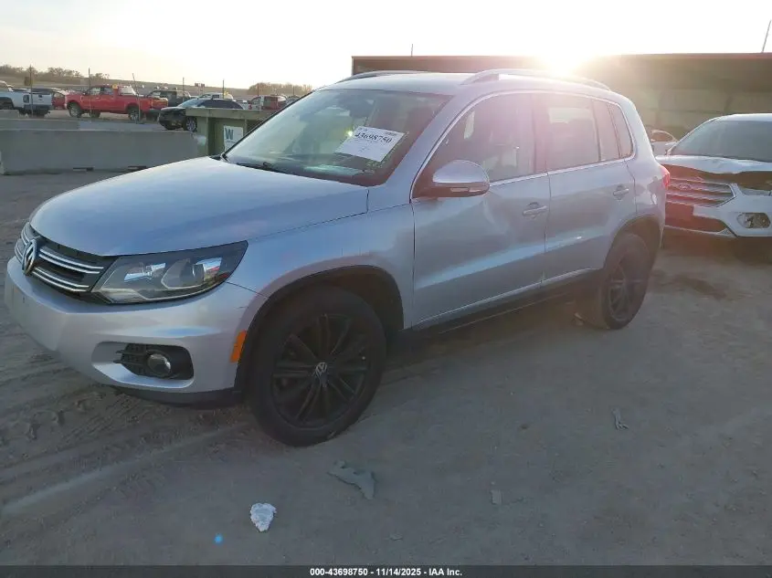 2016 VOLKSWAGEN TIGUAN SE