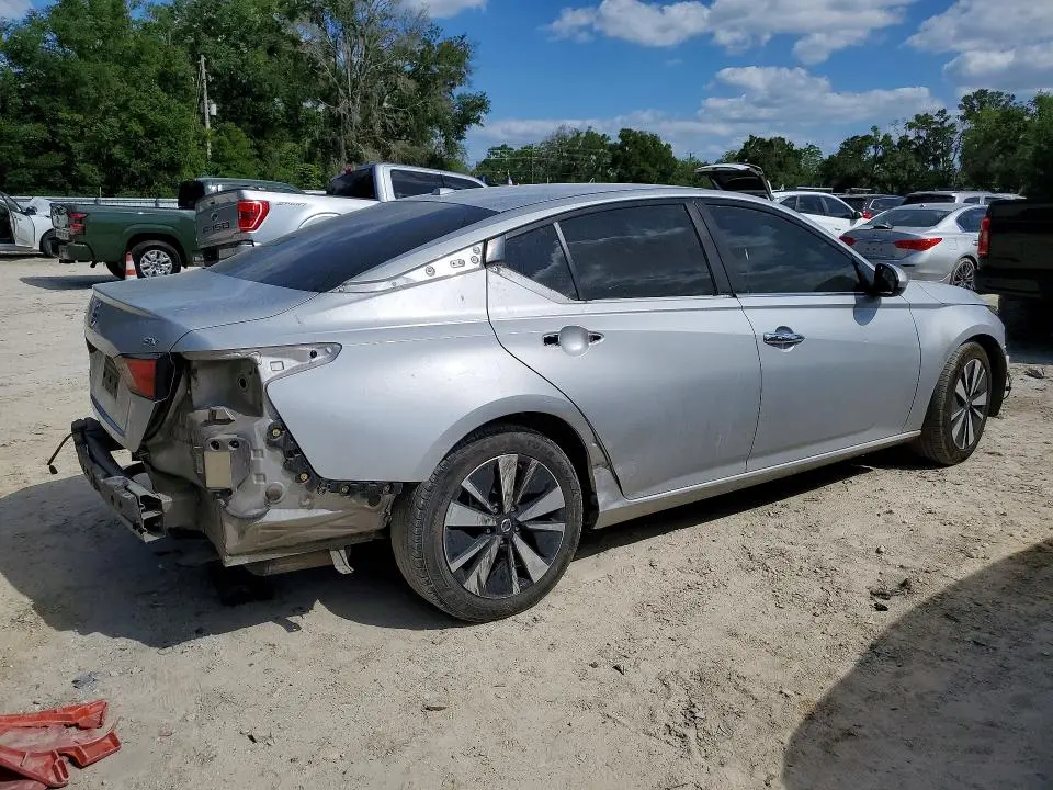 2021 NISSAN ALTIMA 2.5 SV  