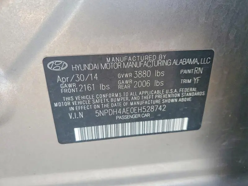 2014 HYUNDAI ELANTRA SE  
