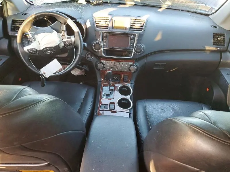 2013 TOYOTA HIGHLANDER LIMITED  