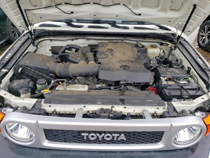 2014 TOYOTA FJ CRUISER BASE  