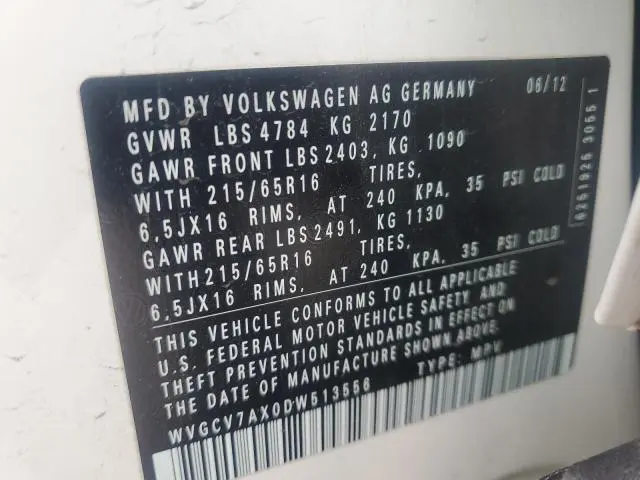 2013 VOLKSWAGEN TIGUAN S  