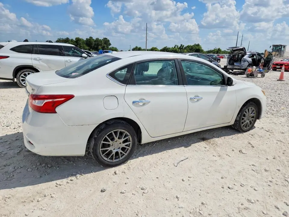 2017 NISSAN SENTRA SV  