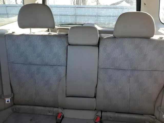 2010 SUBARU FORESTER XS  