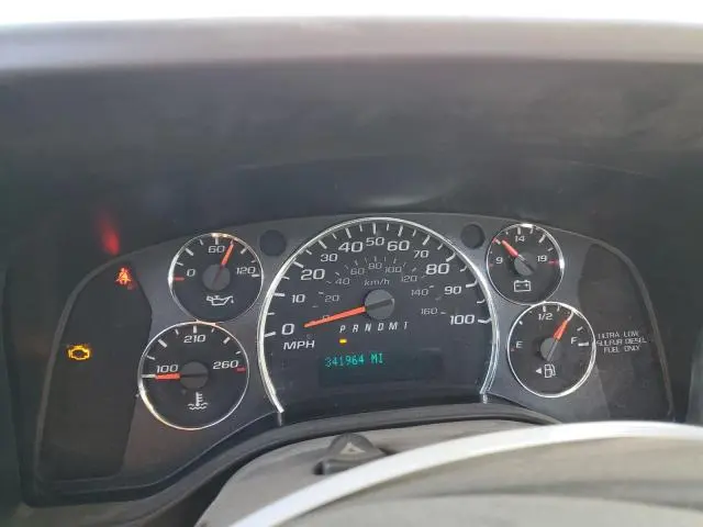 2010 GMC SAVANA CUT - BOX TRUCK