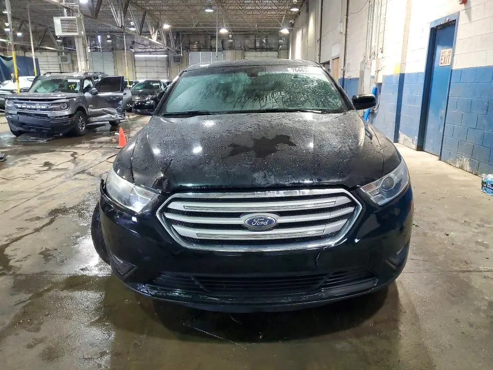 2016 FORD TAURUS SEL  