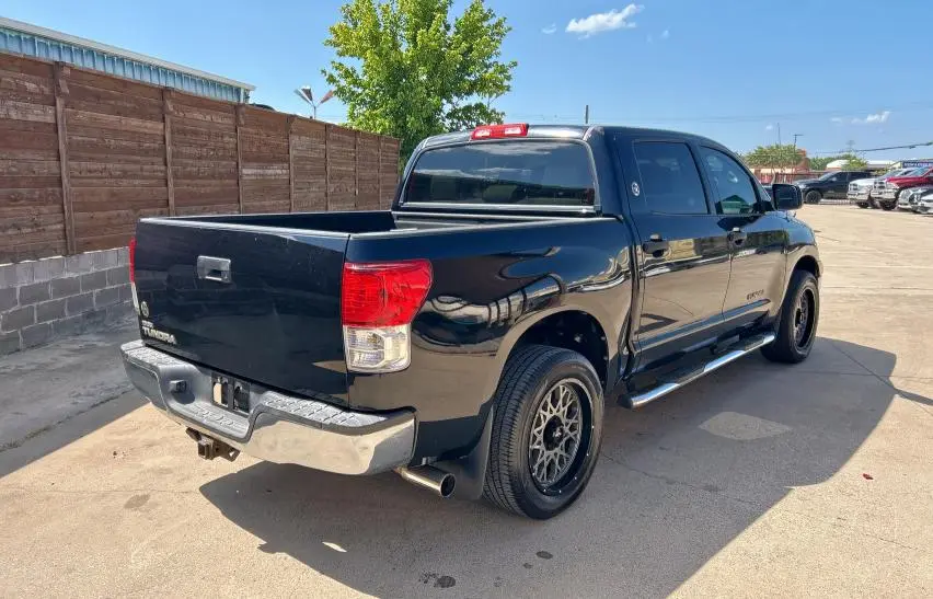 2012 TOYOTA TUNDRA CREWMAX SR5  