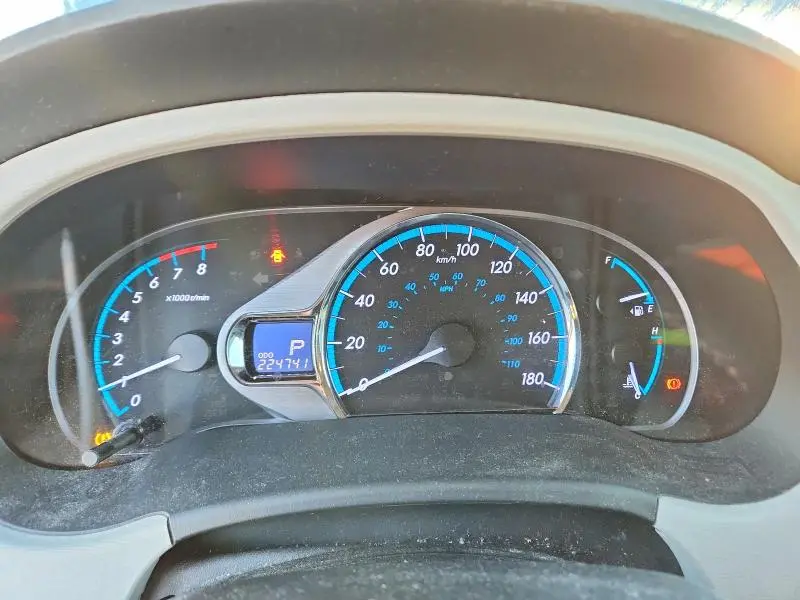 2011 TOYOTA SIENNA XLE 8-PASSENGER  