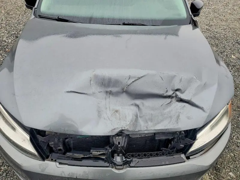 2013 VOLKSWAGEN JETTA BASE  