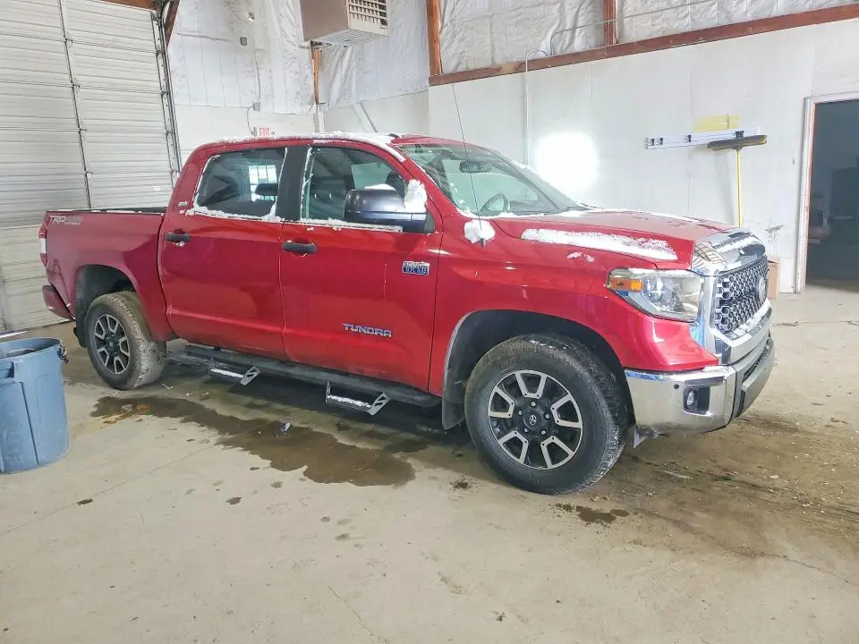 2018 TOYOTA TUNDRA SR5  