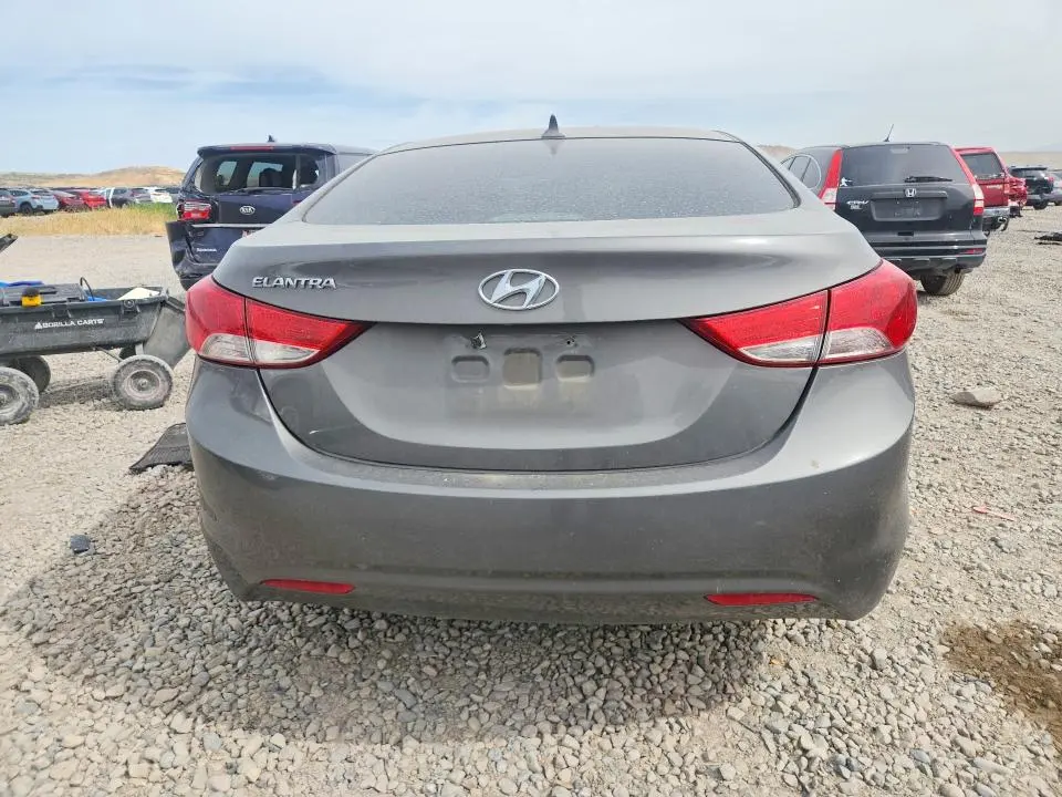 2013 HYUNDAI ELANTRA GLS  