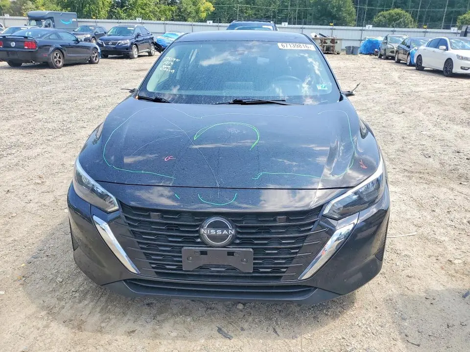 2024 NISSAN SENTRA SV  
