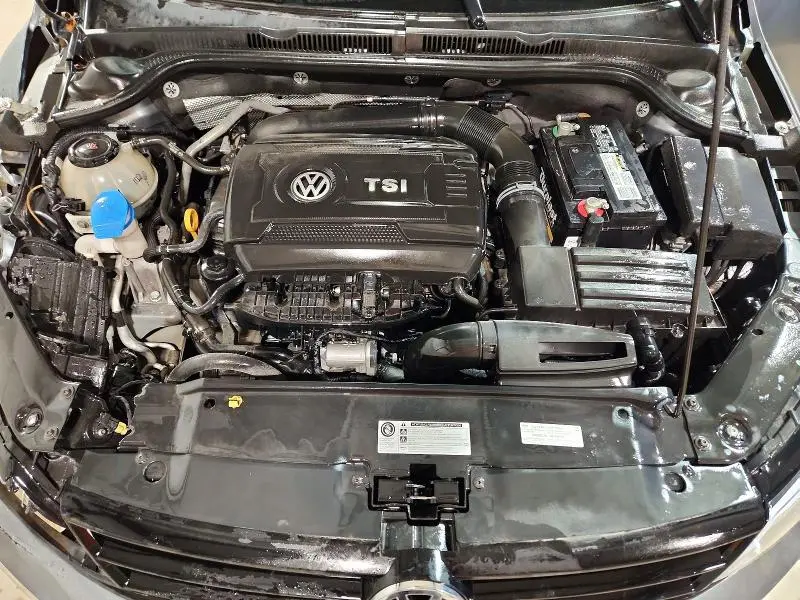 2018 VOLKSWAGEN JETTA SPORT  