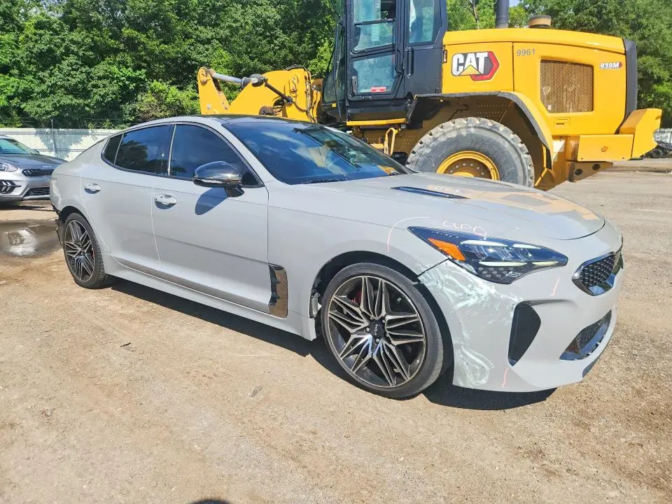 2022 KIA STINGER GT1  