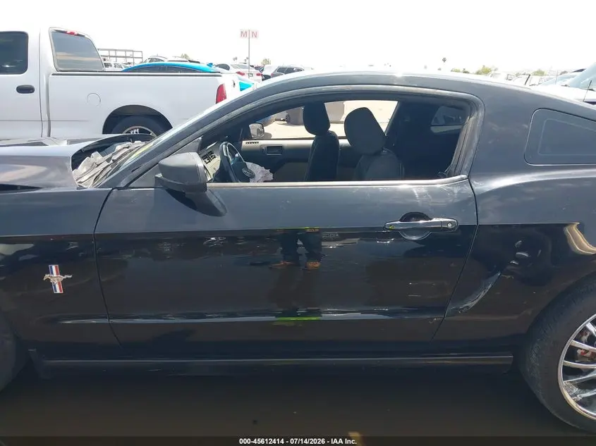2014 FORD MUSTANG V6