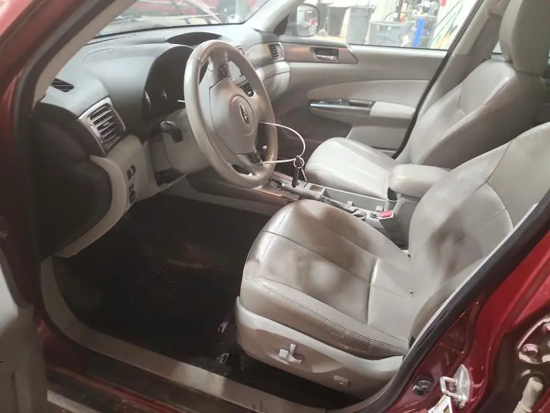 2012 SUBARU FORESTER LIMITED  