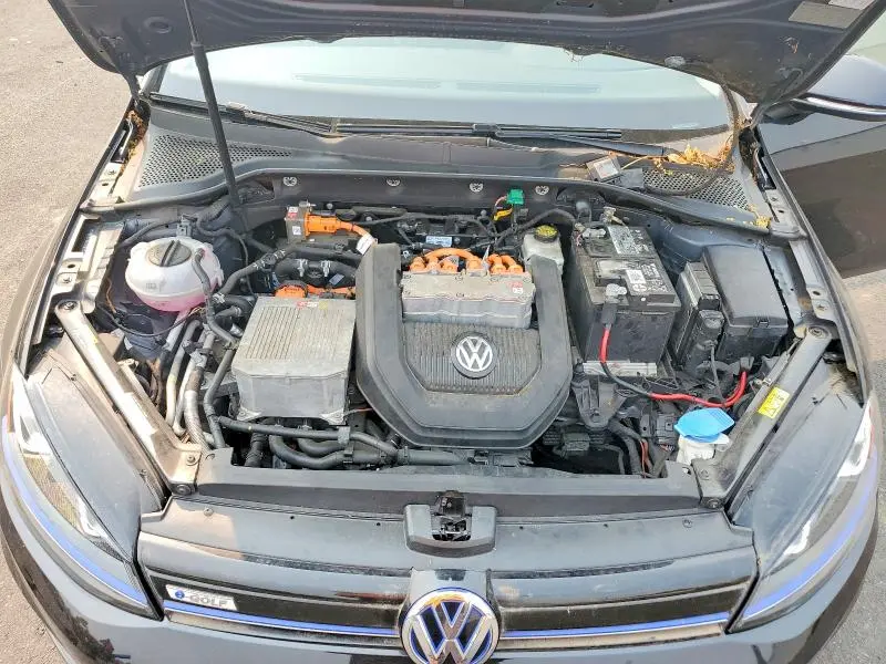 2016 VOLKSWAGEN E-GOLF SEL PREMIUM  