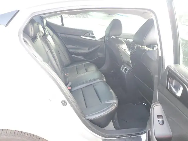 2019 NISSAN MAXIMA S  