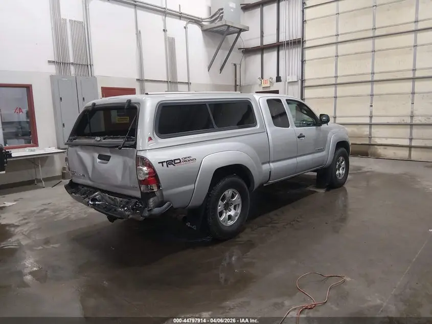 2013 TOYOTA TACOMA BASE V6