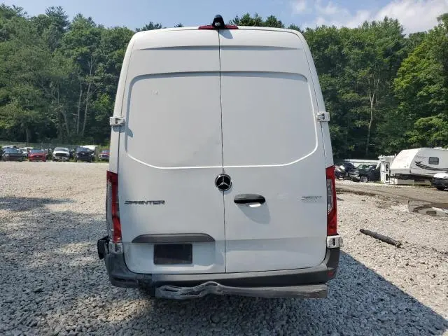 2022 MERCEDES-BENZ SPRINTER 2500  