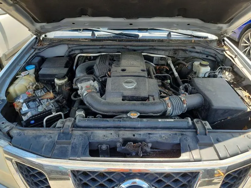 2011 NISSAN FRONTIER S  