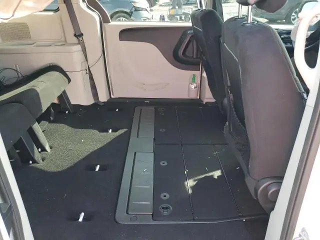 2013 DODGE GRAND CARAVAN SE  
