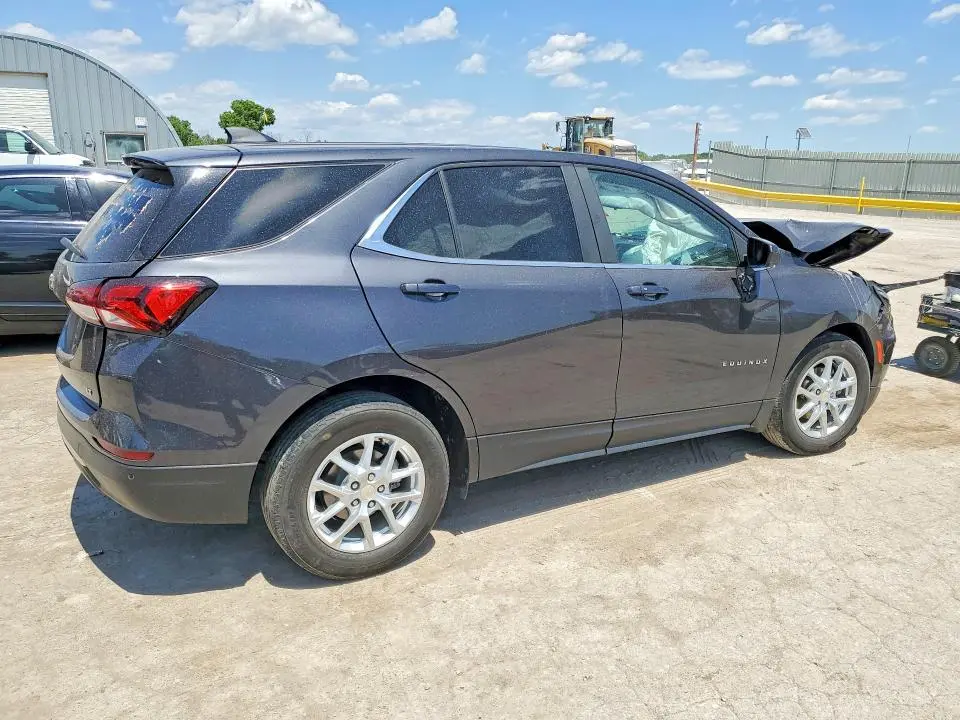 2022 CHEVROLET EQUINOX LT  