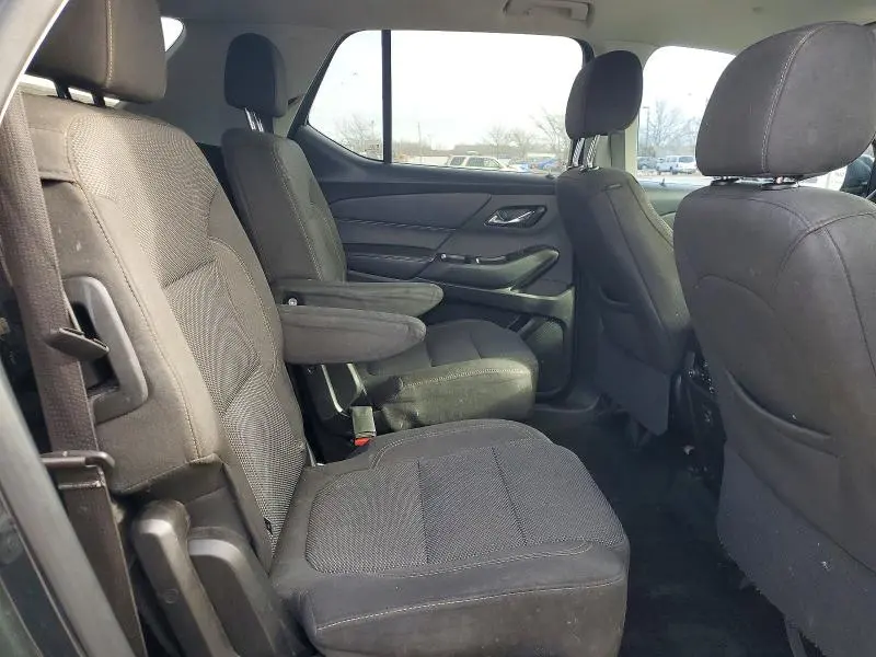2019 CHEVROLET TRAVERSE LT  