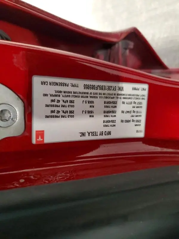2018 TESLA MODEL 3   