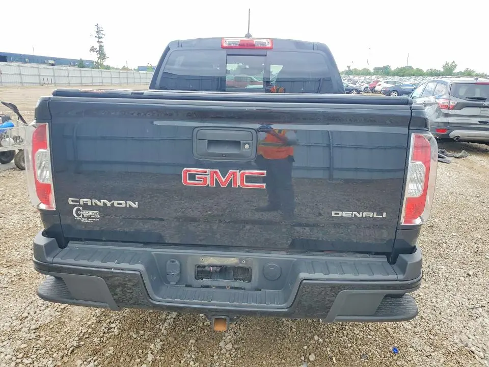 2018 GMC CANYON DENALI  