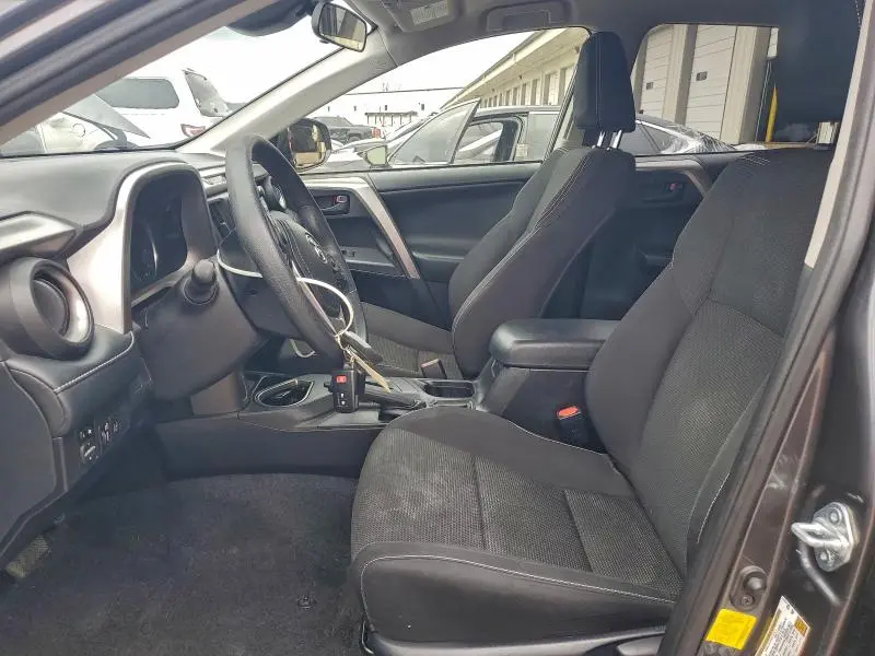 2018 TOYOTA RAV4 HV LE  